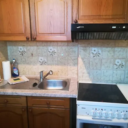 1-16 Personen, 23km Bis Ffm-nord Apartment *