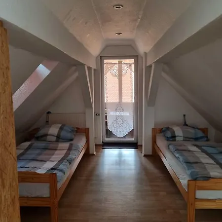 1-16 Personen, 23km Bis Ffm-nord Ober-Morlen